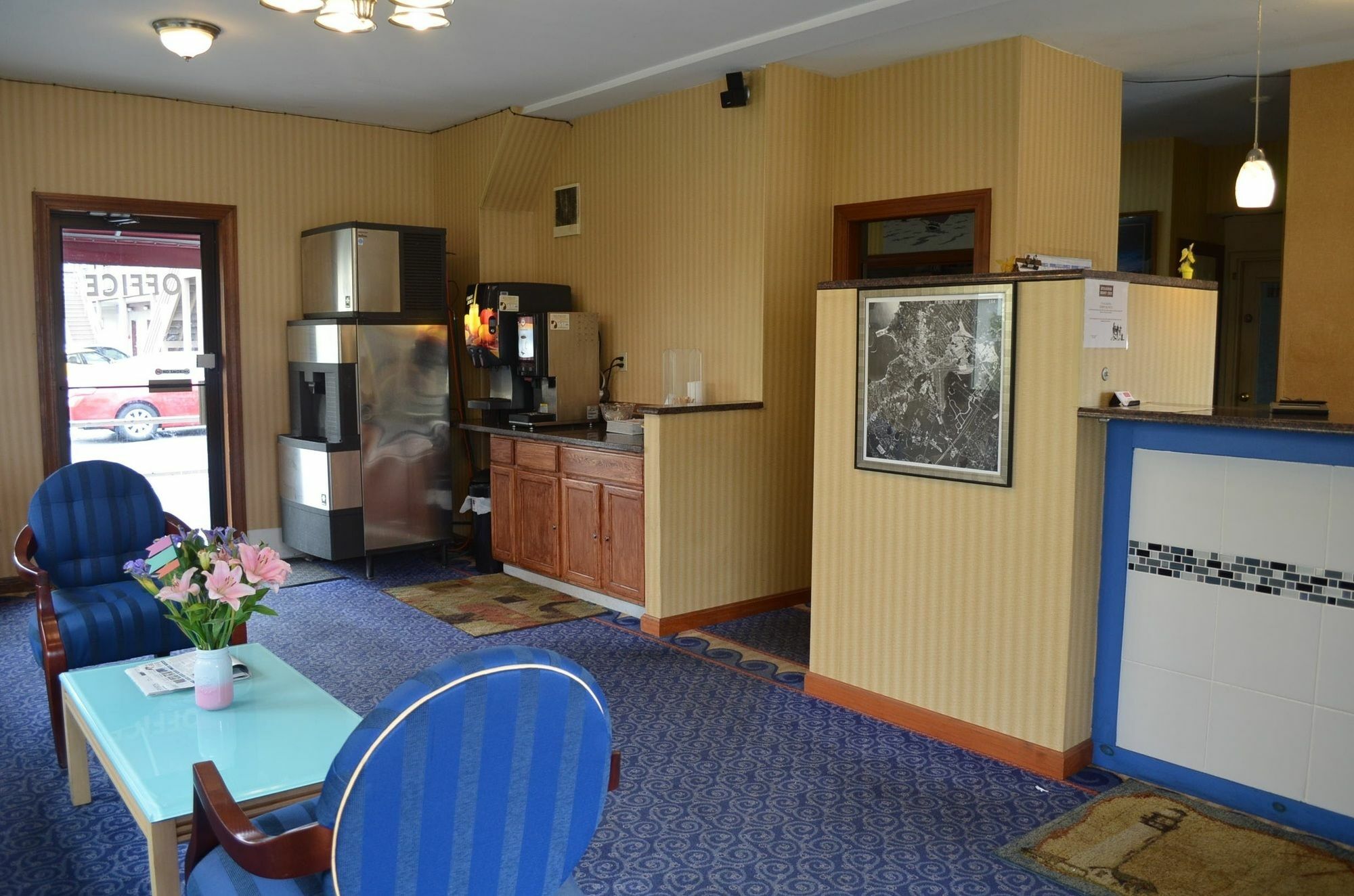 Hyannis Host Inn מראה חיצוני תמונה