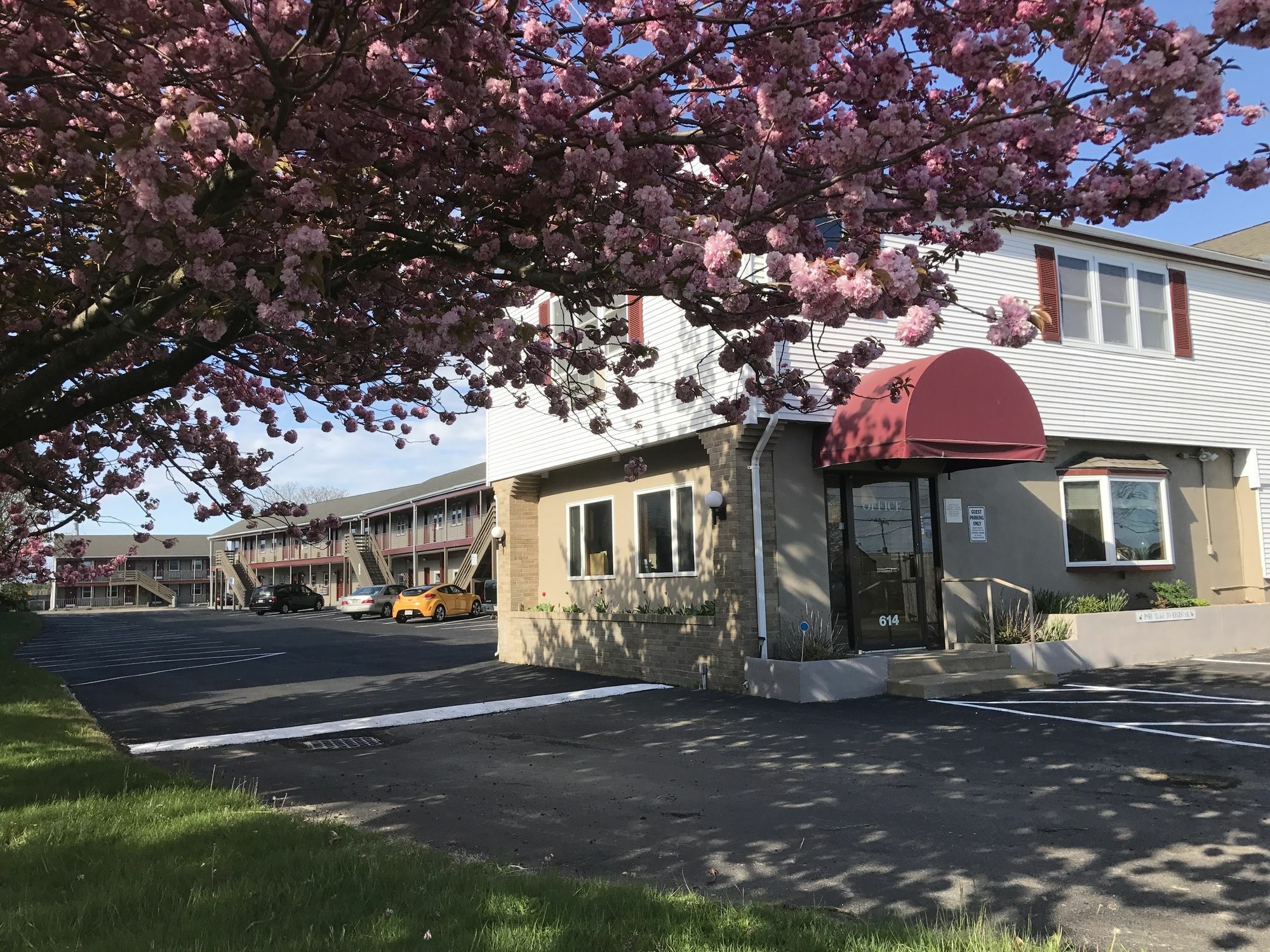 Hyannis Host Inn מראה חיצוני תמונה